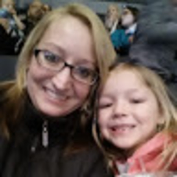 Meet your Posher, Sharon - Picture 1 of 1